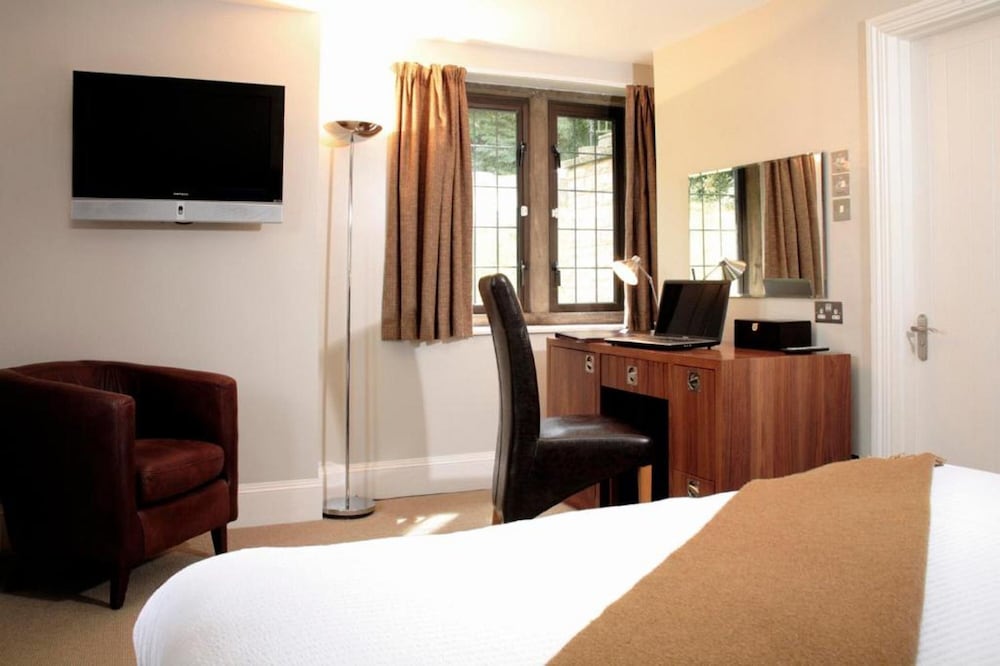 Фото Hatton Court