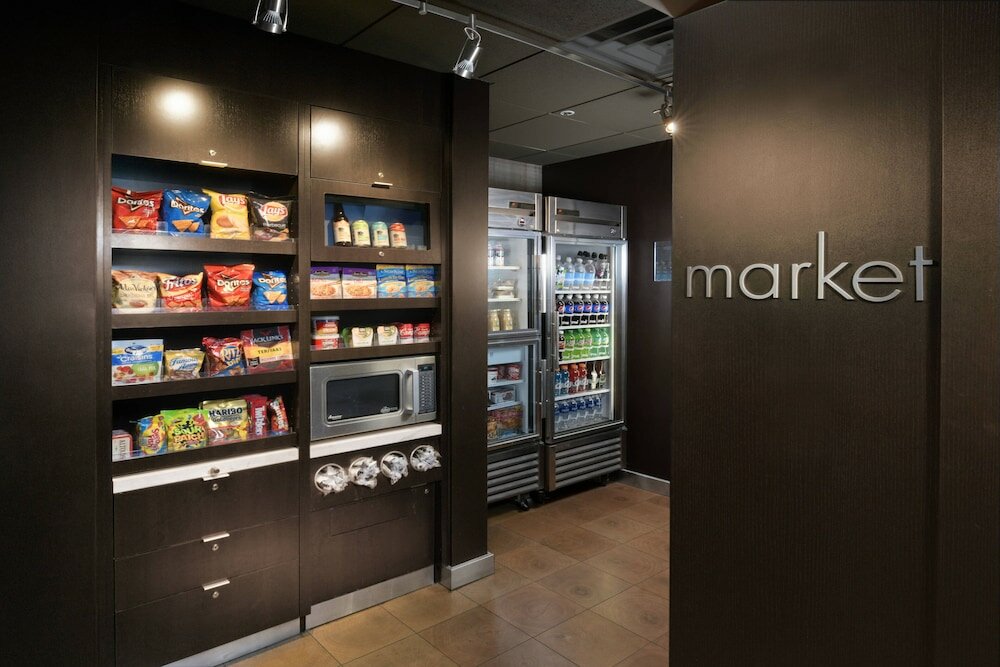 Фото Courtyard by Marriott Albuquerque Airport