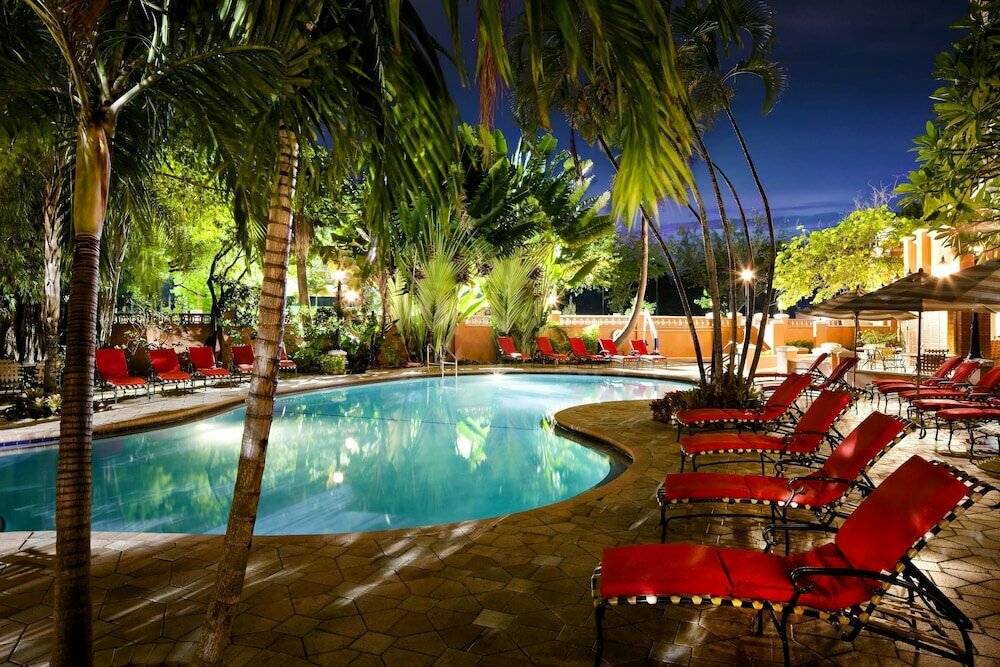 Hotel Sheraton Suites Fort Lauderdale at Cypress Creek, Fort Lauderdale, photo
