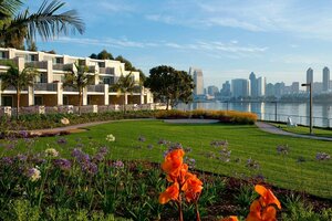 Гостиница Coronado Island Marriott Resort & SPA
