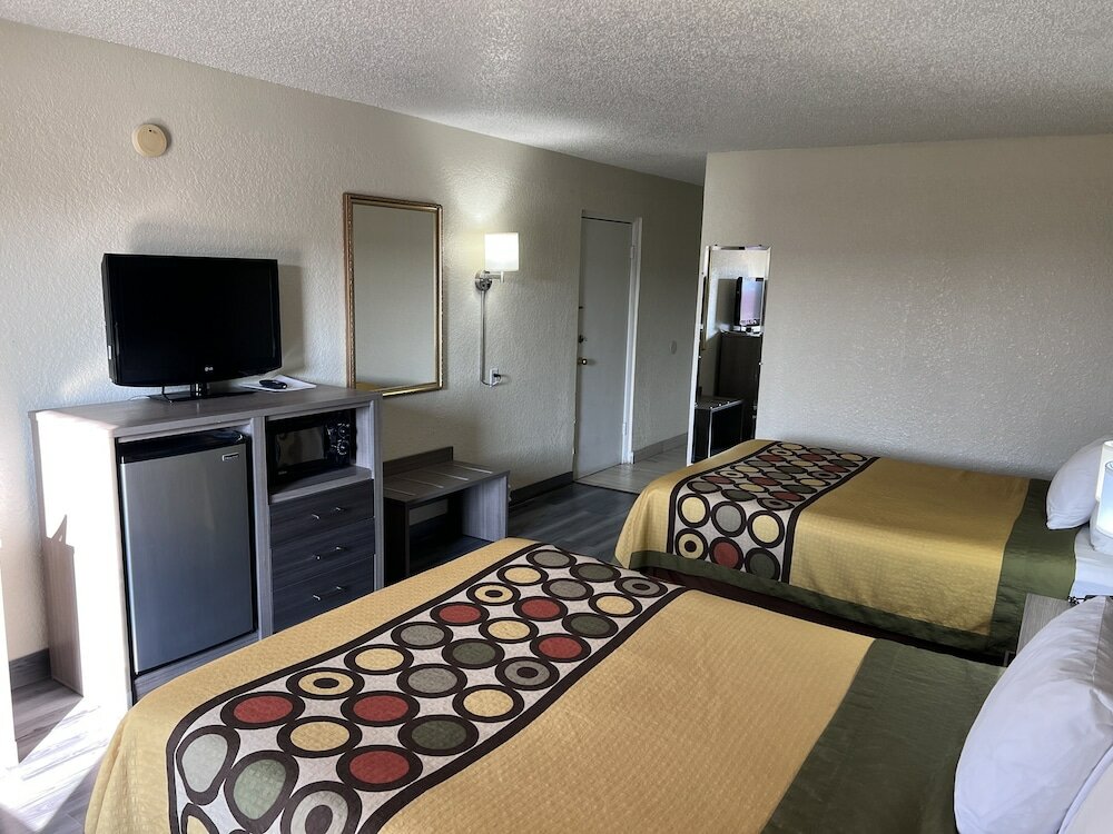 Фото Super 8 by Wyndham Ft Stockton