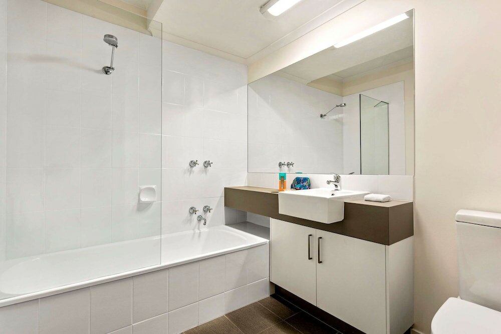 Фото Comfort Apartments Royal Gardens