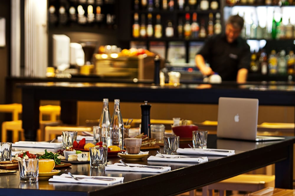 Фото Mantra on Little Bourke Melbourne