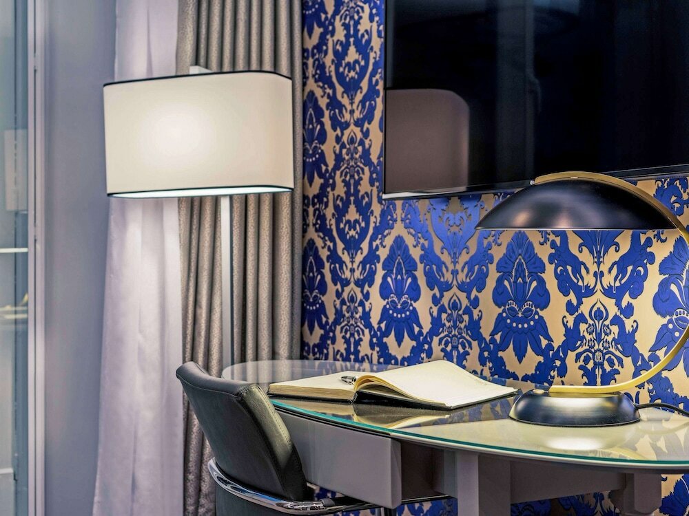 Фото Mercure London Hyde Park Hotel