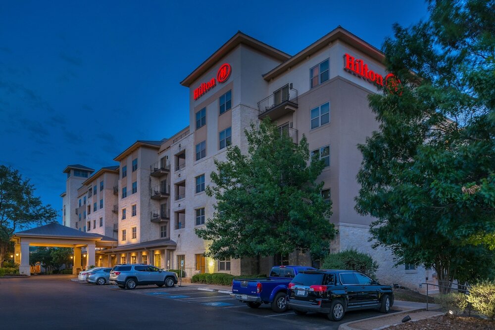 Фото Hilton San Antonio Hill Country