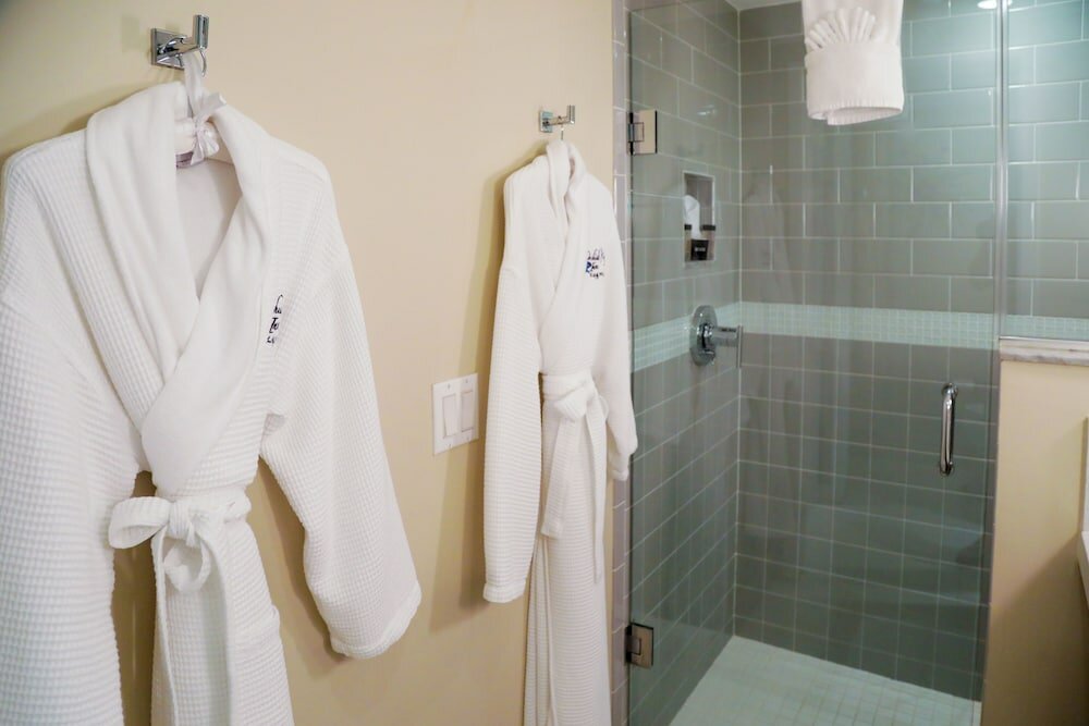 Фото Orchid Key Inn - Adults Only