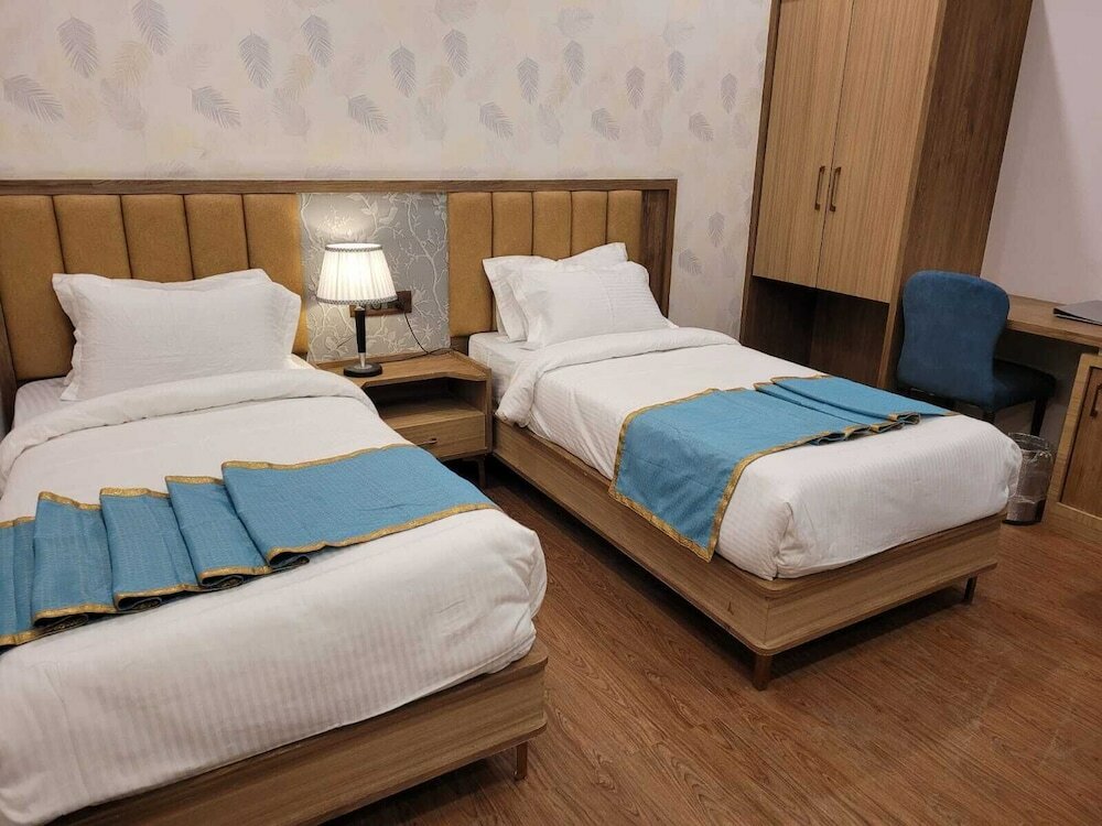 Фото Primeland Hotel