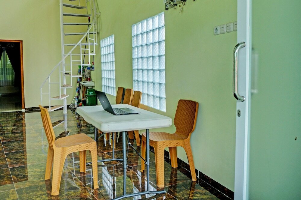 Фото Oyo 92293 Pahala Residence