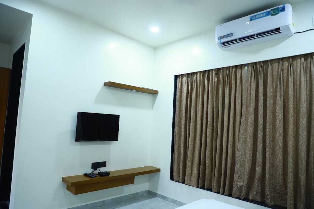 Фото Omkara Resort