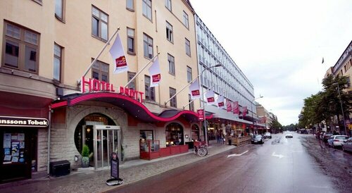 Внешний вид отеля Home Hotel Drott в Карлстаде, фото 1