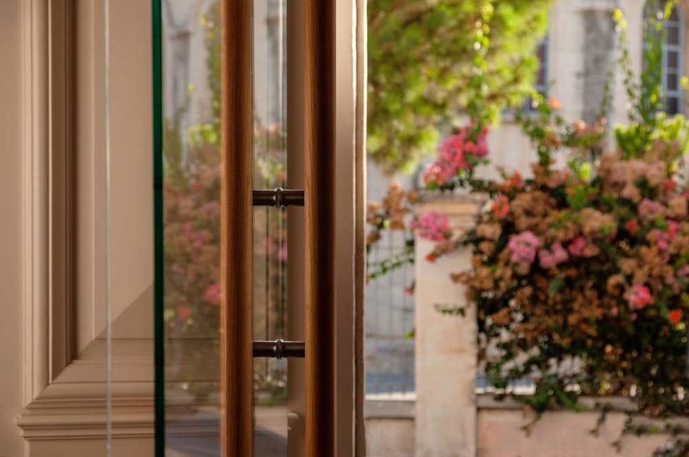 Фото Heart Hotel Limassol