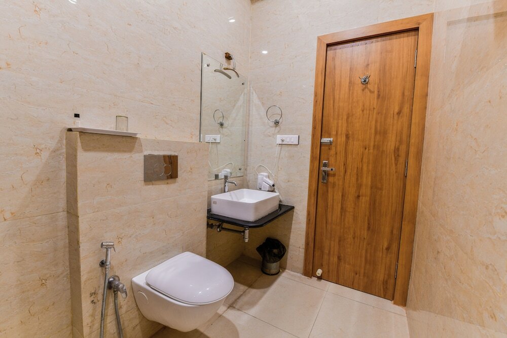 Фото The Grand Siddharth Hotel