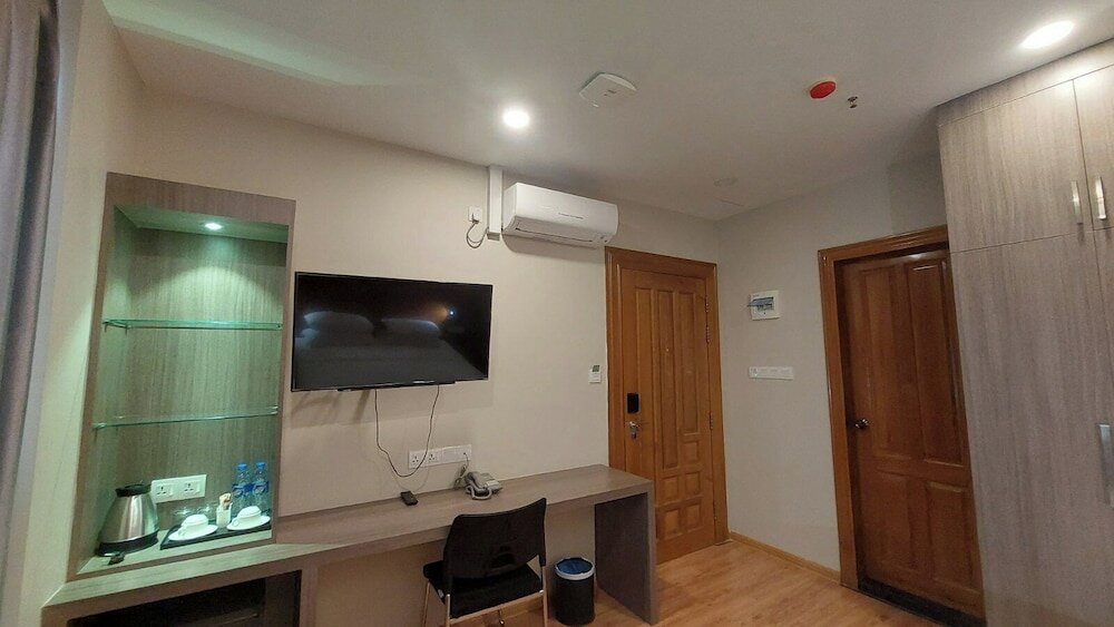 Фото Hotel Grand Galaxy