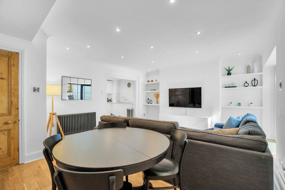 Фото Kemptown Coastal by My Getaways