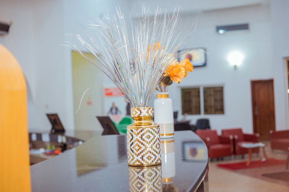 Фото Eden Hotels Ltd