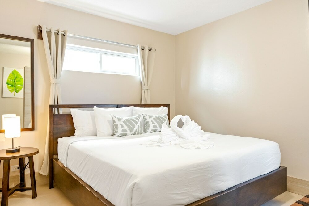 Фото Bananas On The Beach