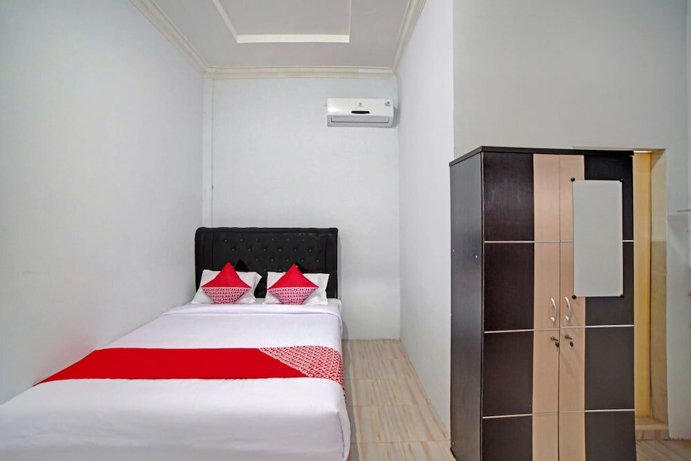 Hotel Madina Residence by Oyo Rooms, Medan, photo