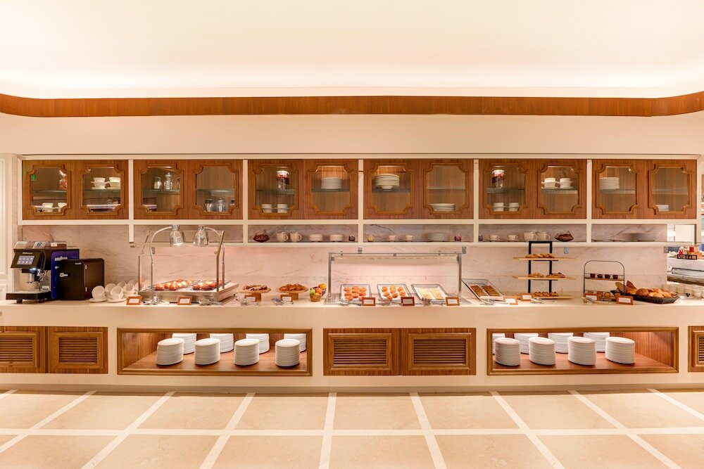 Фото Aurika, Mumbai Skycity – Luxury by Lemon Tree Hotels