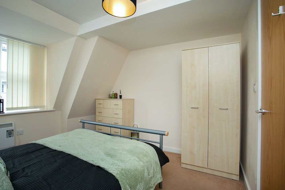 Фото 2 Bedroom Apartment in Heart of Notts