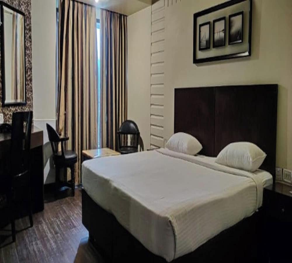 Фото Quaint Suites