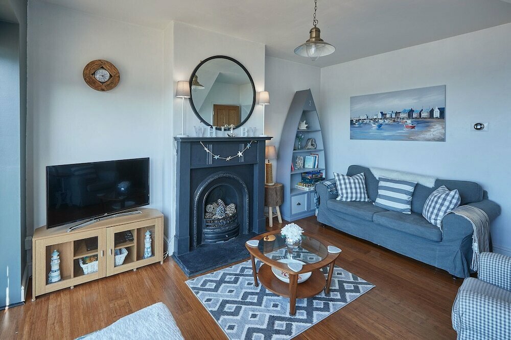 Hotel 5 Sandside, Whitby, photo