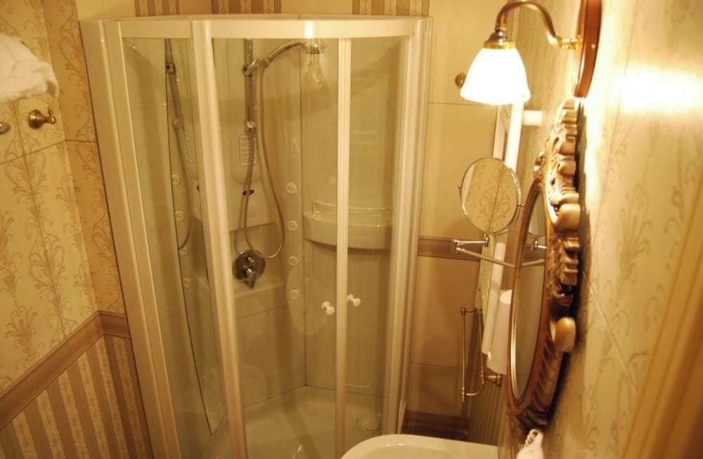 Фото Отель 2 Kitarrat Boutique Hotel & Spa