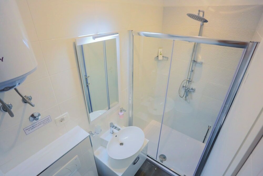 Фото Luxury Garden Rooms