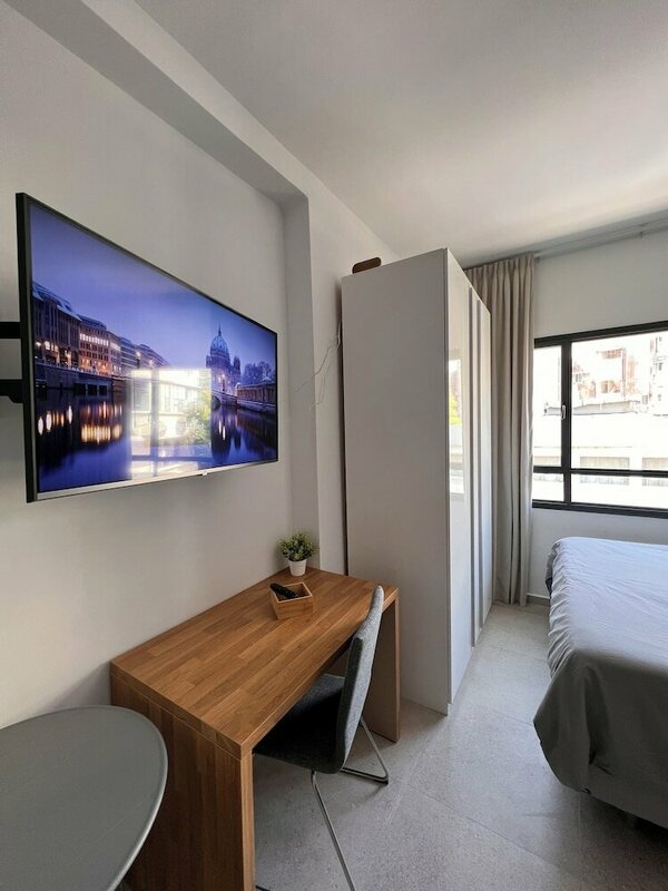 Гостиница White Door Apartments в Хайфе