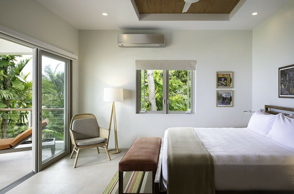 Фото Fabulous 5 Bedroom Beachfront Villa