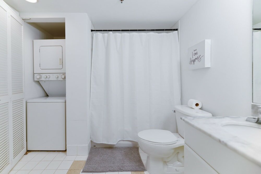 Фото Condo Top Amenities City Bay View