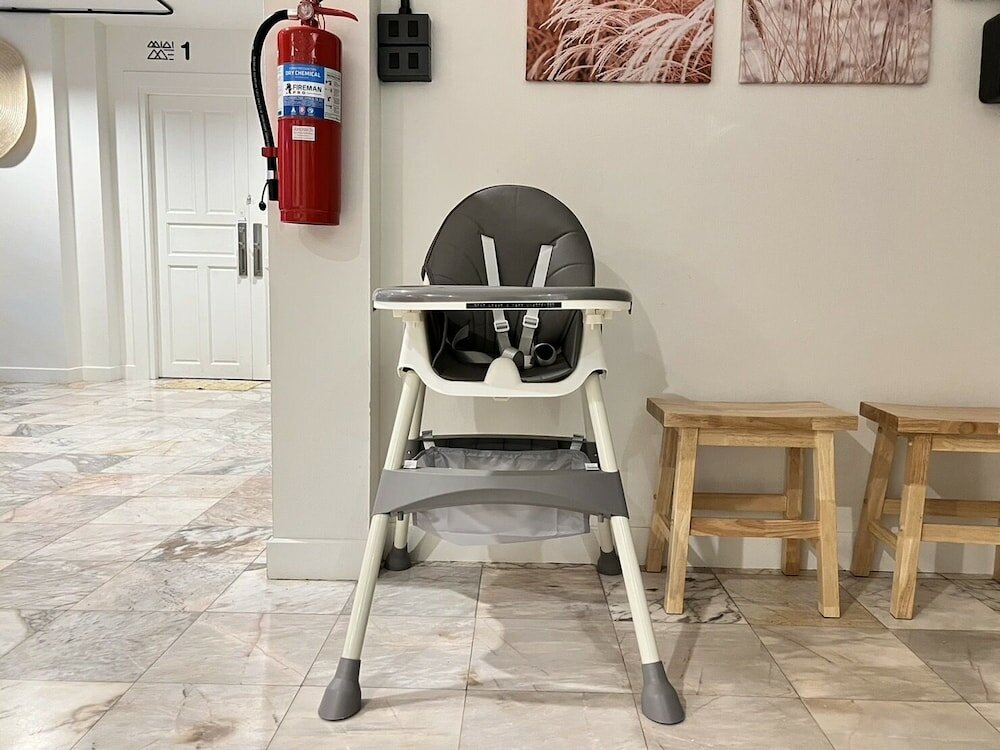 Фото Mini-me Hubs - Charm Suites in Old City