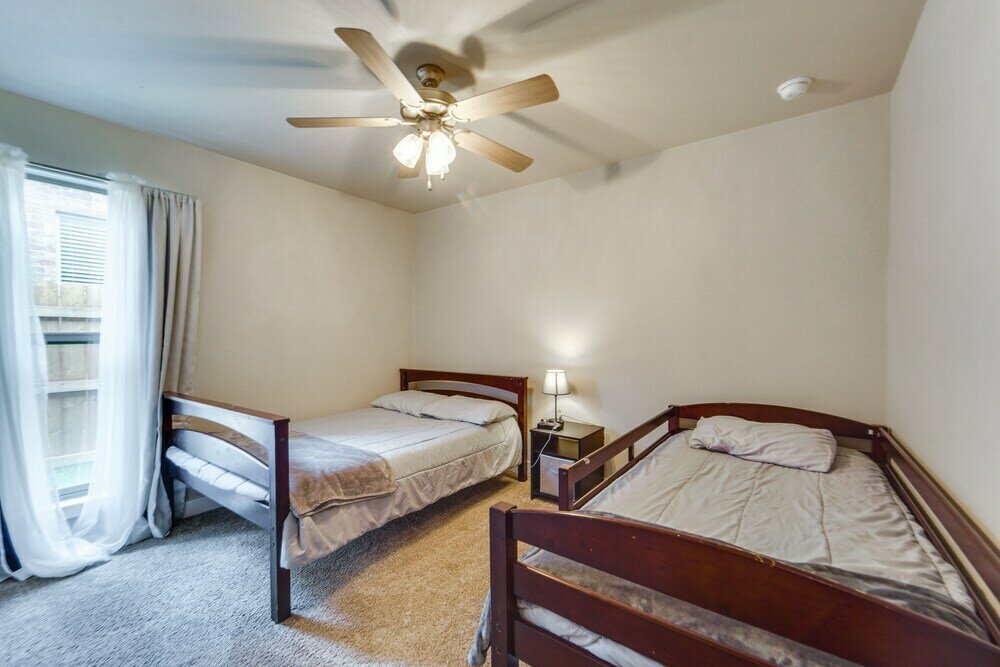 Hotel Pet-friendly Lubbock Home - 10 Mi to Downtown, Lubbock, photo