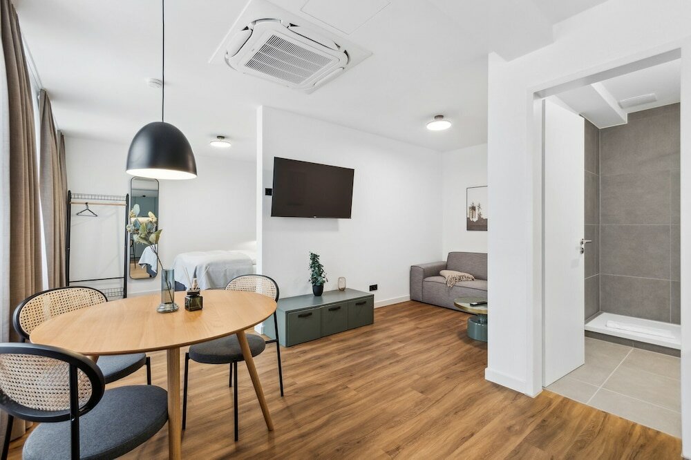 Фото Limehome Oberhausen Paul-Reusch-Str