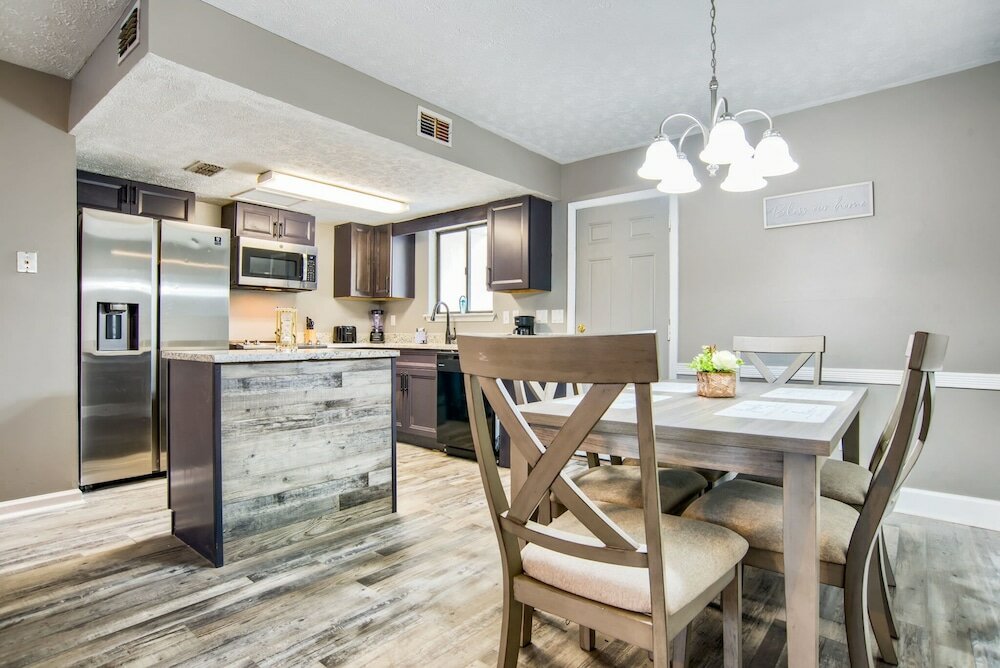 Фото White Sand Condo