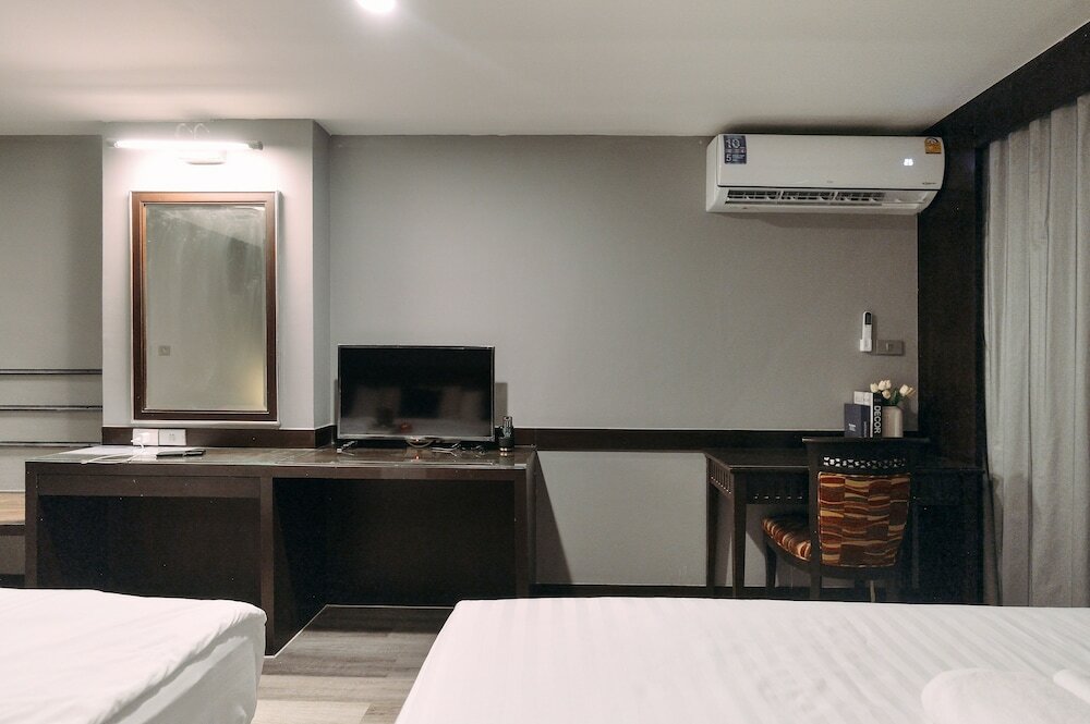 Фото Tori Crown Hotel