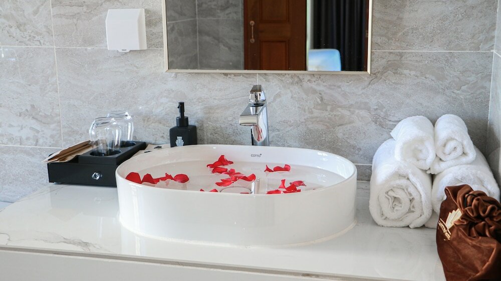 Фото Mettavary Hotel
