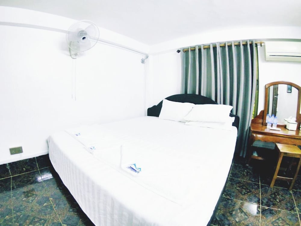 Фото Sarah Guest House