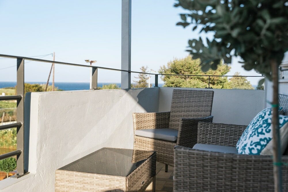 Фото ---Ammira Mare--House near sea with pool