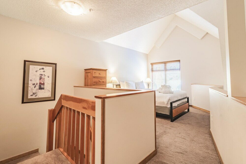 Фото Whistler Vacation Club Lake Placid Lodge - 313