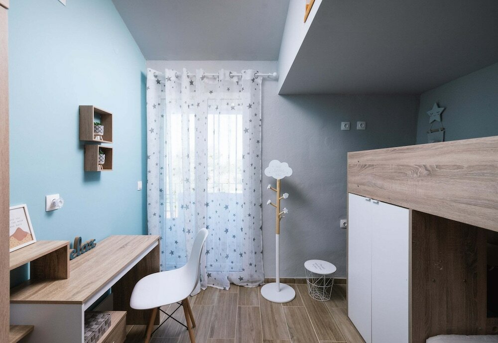 Фото ---Ammira Mare--House near sea with pool