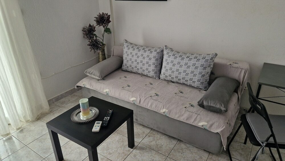 Фото Doukas Aparthotel