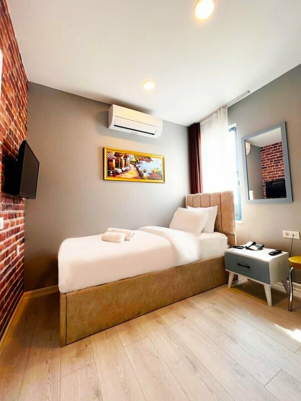 Гостиница Suite Port Hotel в Шишли