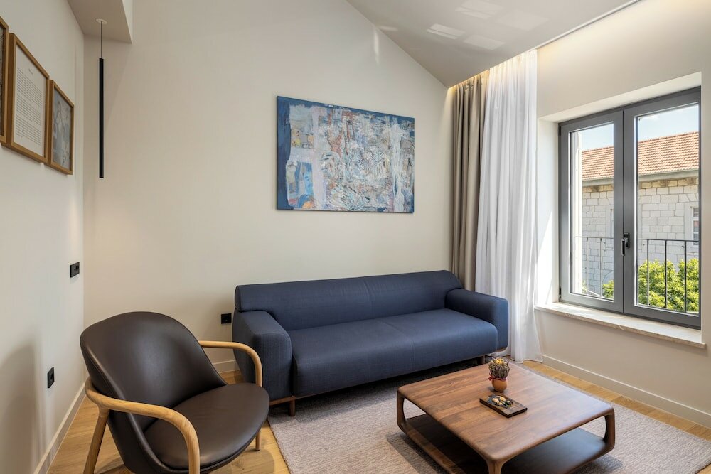 Фото Emotheo Heritage Hotel