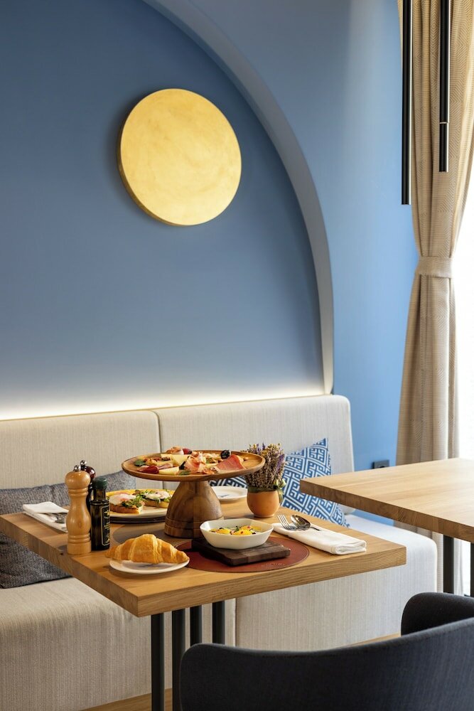 Фото Emotheo Heritage Hotel