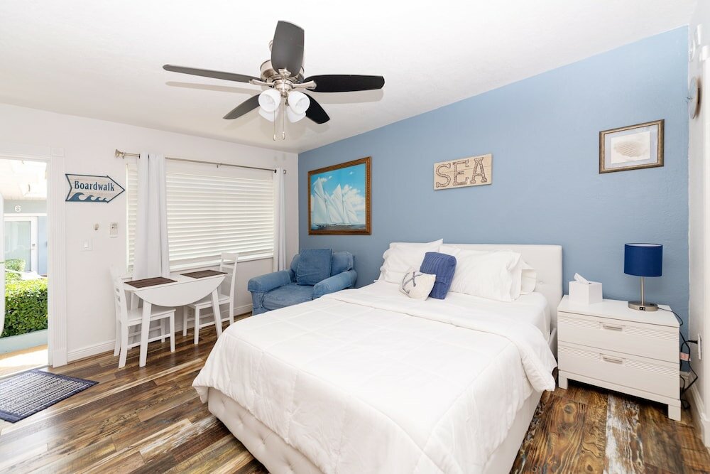 Фото Tropic Isle Boutique Hotel