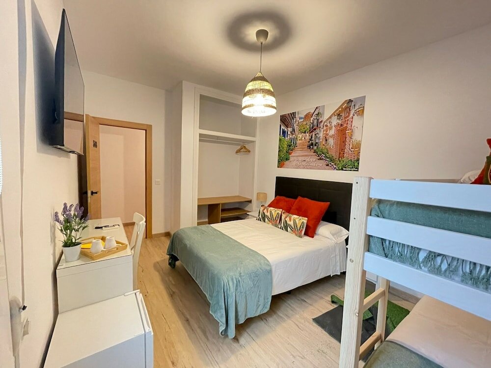 Фото Hostal Ventura Premium