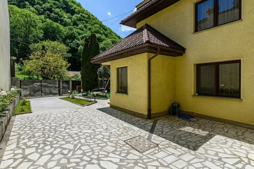 Гостиница Cedrus Boutique в Брашове