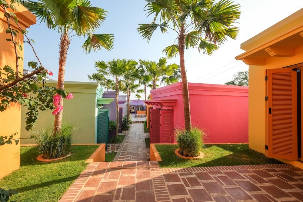 Фото El Barrio Boutique Hotel & Bar