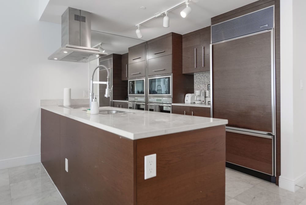 Фото Icon Tower 3