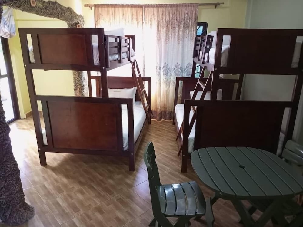 Фото The Spot Hotel